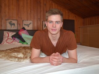 ChristianCraft shows jasmine anal
