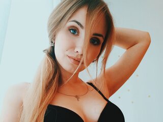 LauraMoris real recorded camshow
