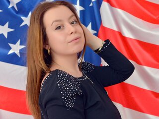 MadyStar video shows pics