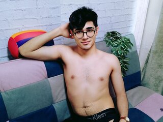 MaxMaxy livejasmine webcam livejasmin.com