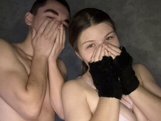 WikyAndDen livesex webcam shows